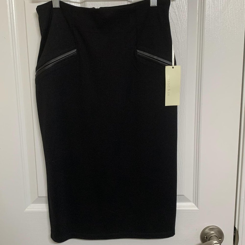 Black pencil skirt
